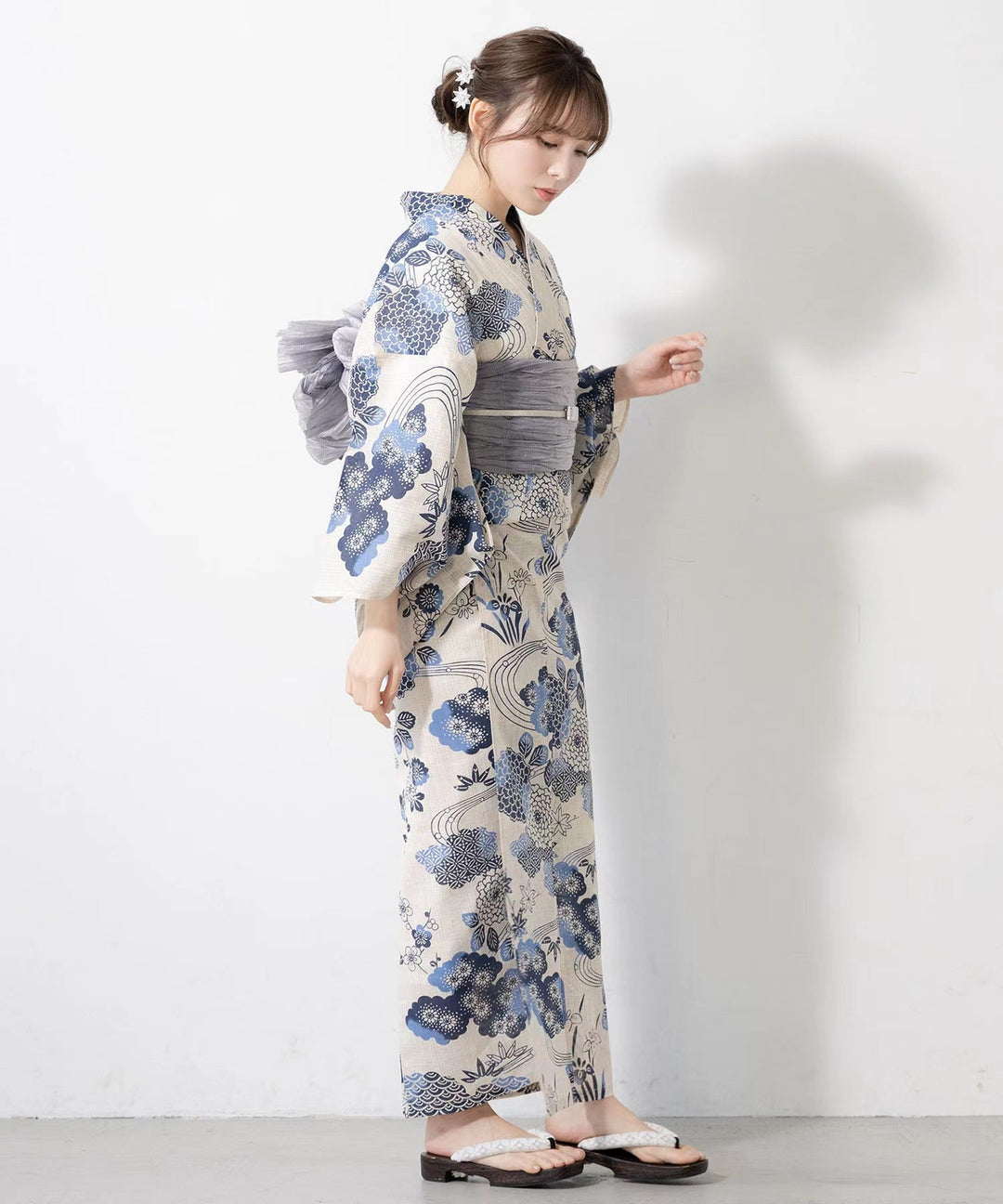 Women Azure Bloom Komon Yukata | Zen Breaker
