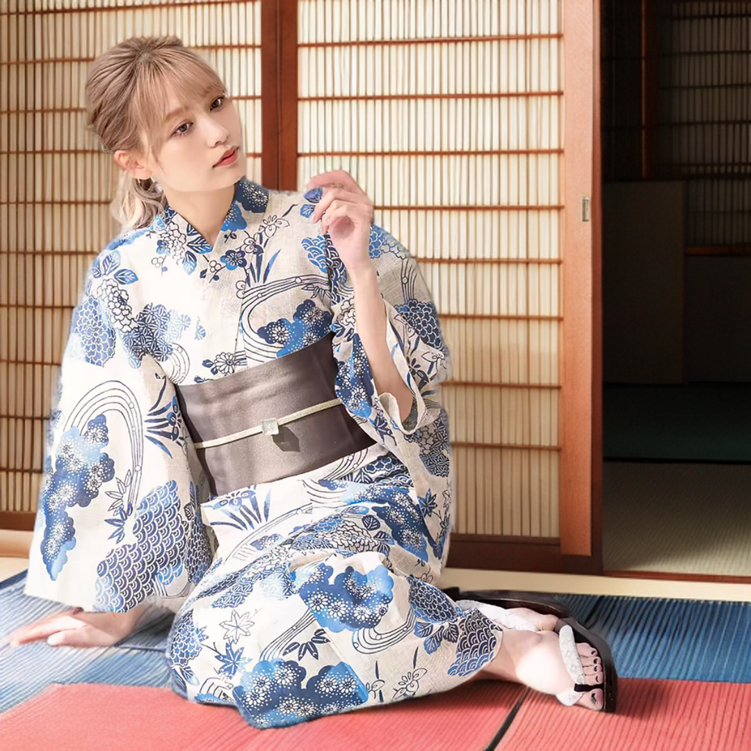 Kimono crocheté beige à motifs Kimono crocheté beige à motifs