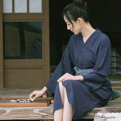 Women Classic Kimono Robe with Reversible Seigaiha Obi
